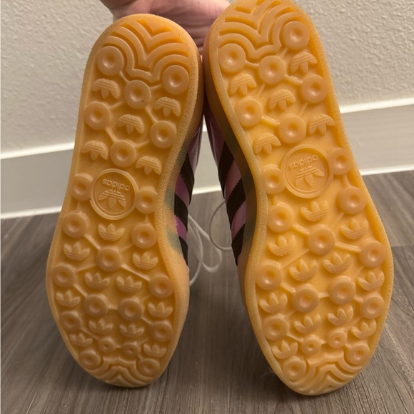 Adidas Women's Purplish pink metallic and Black Sneakers - Picture 6 of 7